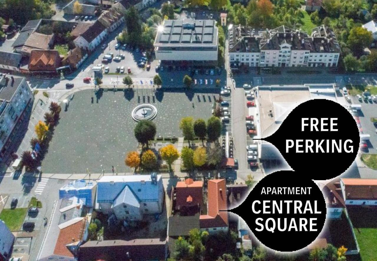 Studio Central Square Gospić Kültér fotó